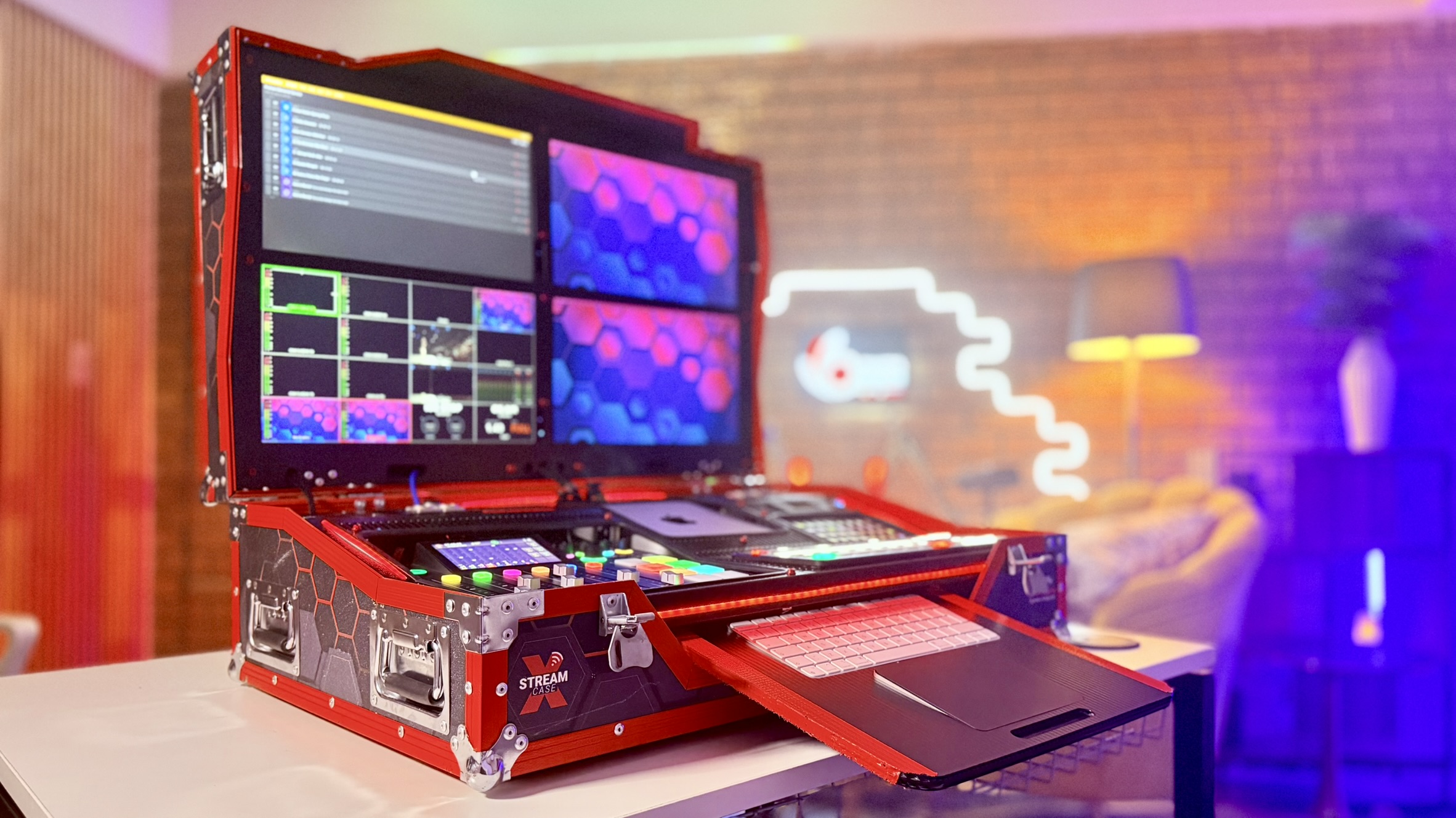 Phanda Studios XStreamCase engineering hero